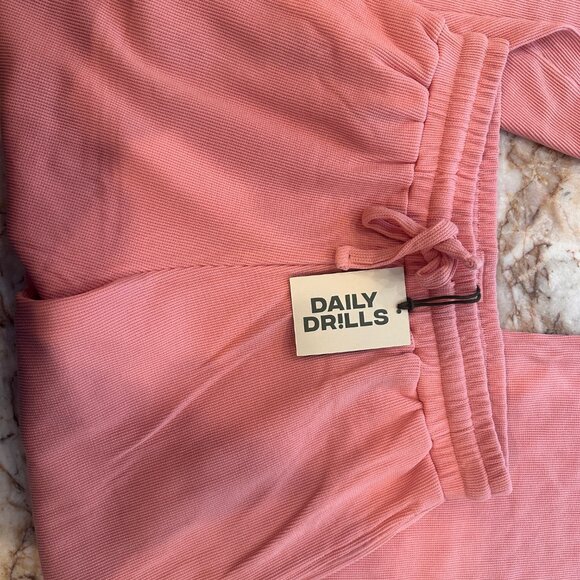 Daily Drills Thermal Resort Pants NWT Dusty Rose M/L - Picture 5 of 7